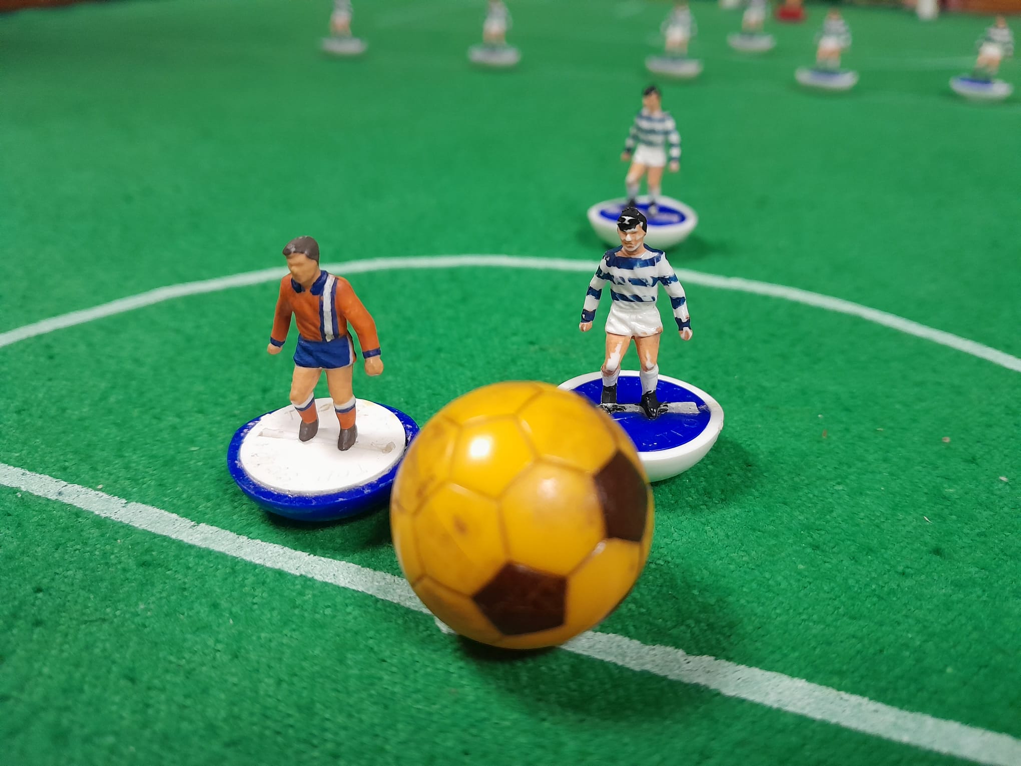 Giocatore Subbuteo in azione 2 - Falco Sabaudo Torino